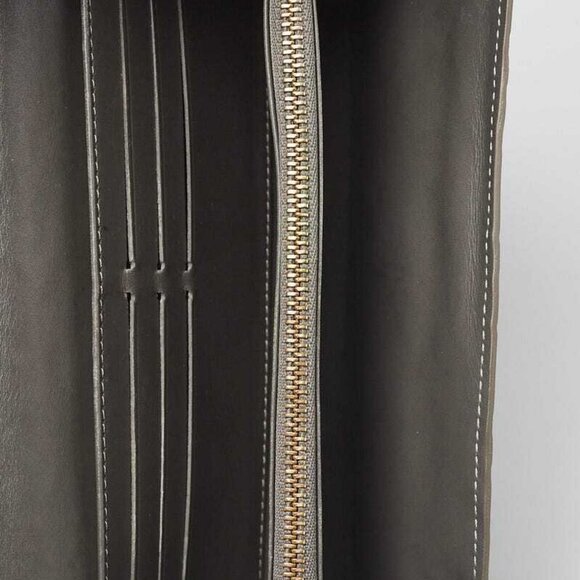 Louis Vuitton Vert Olive Monogram Vernis Sarah Wallet - Picture 9 of 9